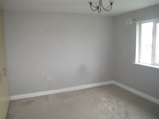 26 Shannon Park, Edgeworthstown, Longford