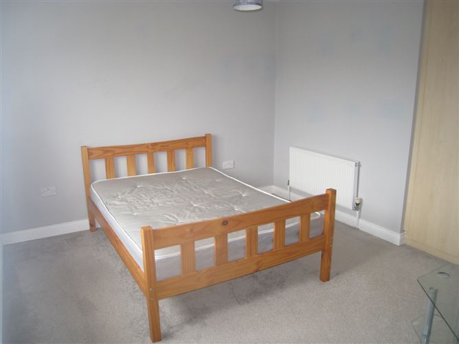 26 Shannon Park, Edgeworthstown, Longford