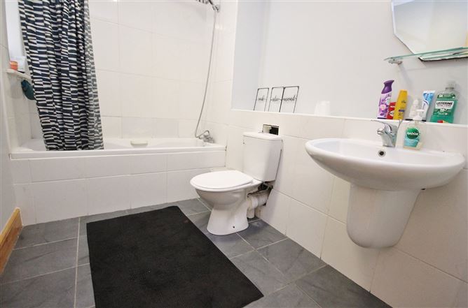 50 Stratton Grove, Adamstown, Lucan, Co. Dublin
