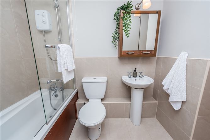 1 The Waterways, Sallins, Co. Kildare
