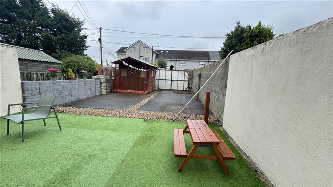 Photo 10 of 13 — 31 Fatima Court, Dundalk, County Louth