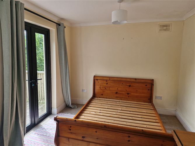 8 Rosbawn, Tinahely, Wicklow