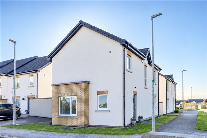 Photo 2 of 17 — 5 Bridgegate Drive, Ardee, Co. Louth