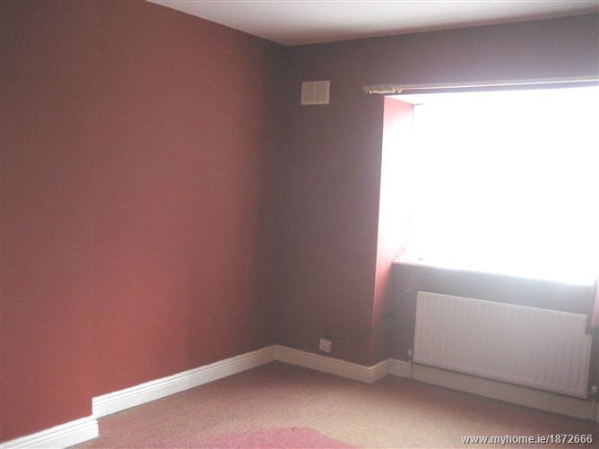Photo 6 of 11 — Hazelgrove, Tallaght, Dublin 24