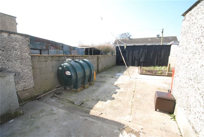6 Kennedy Park, Roscrea, Co. Tipperary