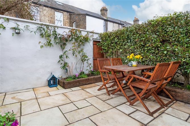 7 Oaklands Terrace, Terenure, Dublin 6