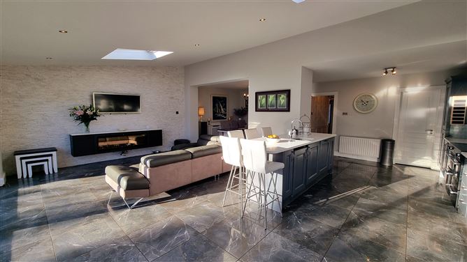 6 Carrigmore Glen, Saggart, County Dublin