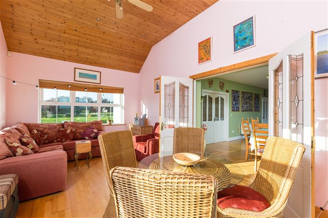 Lockdara, Woodlands, Enniscorthy, Co. Wexford.