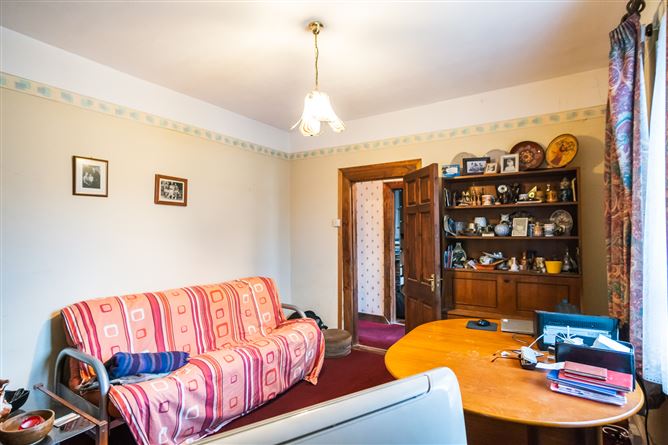 52 McKee Avenue, Finglas, Dublin 11