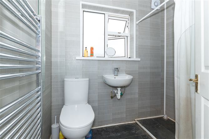 66 Crestfield Drive, Whitehall, Dublin 9