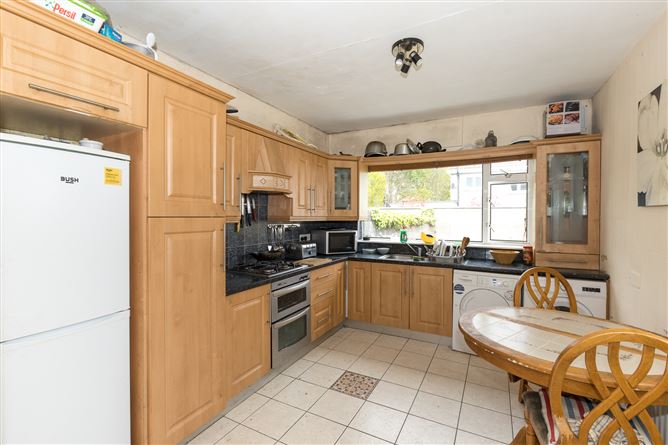 66 Crestfield Drive, Whitehall, Dublin 9