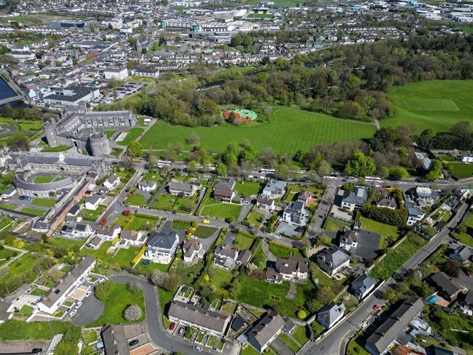 Fenner, Castle Gardens, Kilkenny