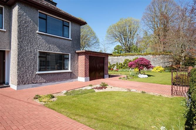 Fenner, Castle Gardens, Kilkenny
