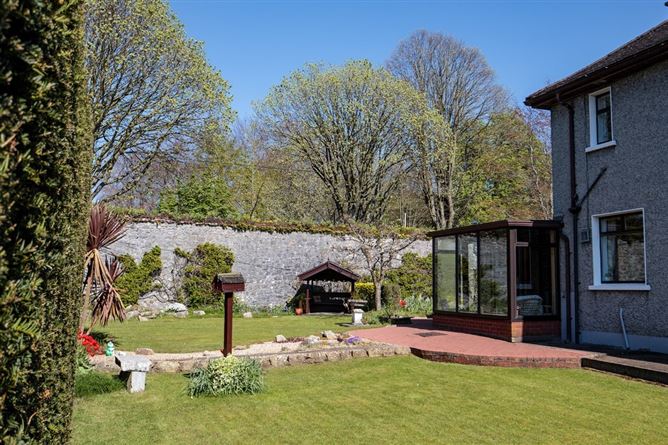 Fenner, Castle Gardens, Kilkenny