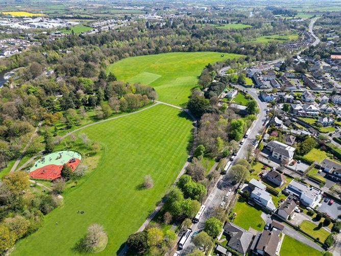Fenner, Castle Gardens, Kilkenny