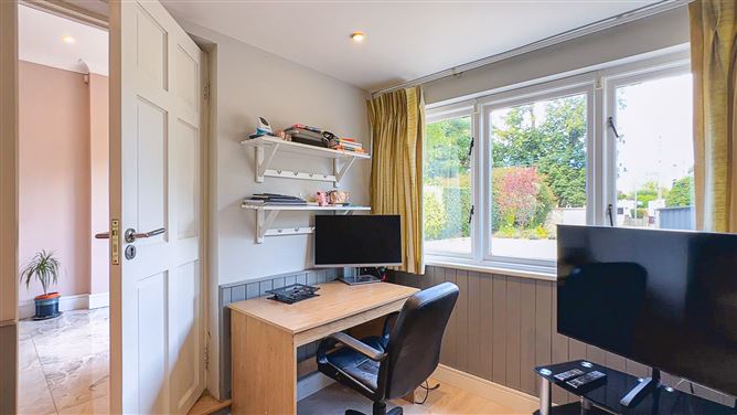 25 Monkstown Avenue, Monkstown, Co. Dublin
