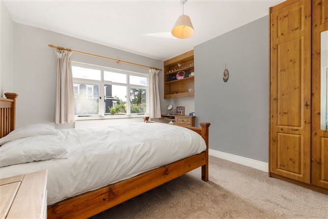 25 Monkstown Avenue, Monkstown, Co. Dublin