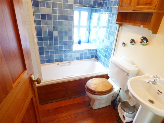 2 Fishery Cottages,Vacation Rental in Donegal, Ireland