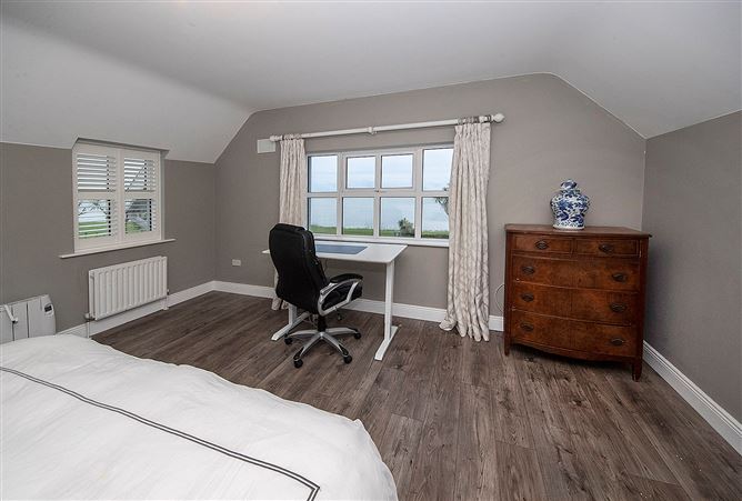 12 Landsend, Abbeyside, Dungarvan, Co. Waterford
