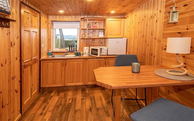 12 Landsend, Abbeyside, Dungarvan, Co. Waterford