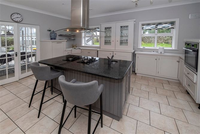 12 Landsend, Abbeyside, Dungarvan, Co. Waterford