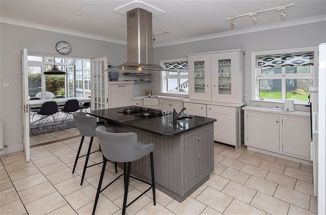 12 Landsend, Abbeyside, Dungarvan, Co. Waterford