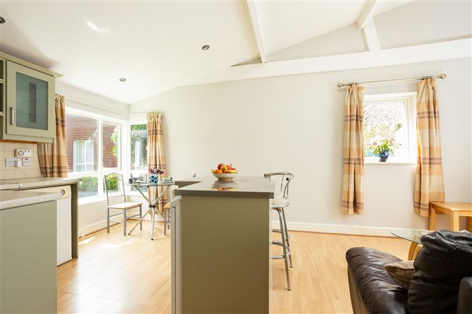 4 Glebe House Gardens, Clonakilty,   West Cork