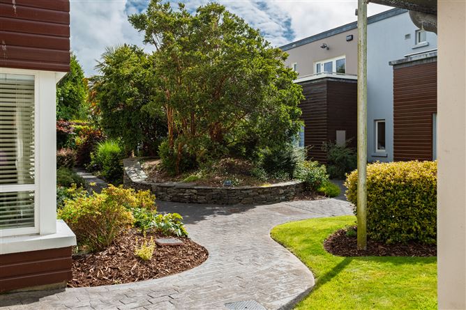 4 Glebe House Gardens, Clonakilty,   West Cork