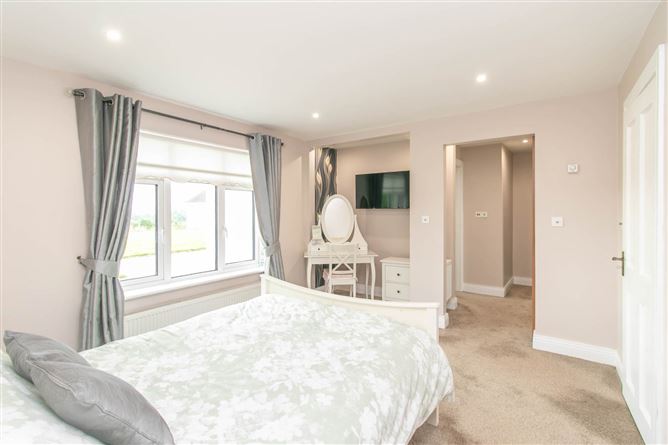 1 Lakeview, Corfeehone, Poles, County Cavan