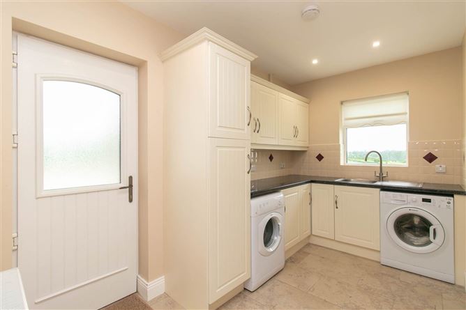 1 Lakeview, Corfeehone, Poles, County Cavan