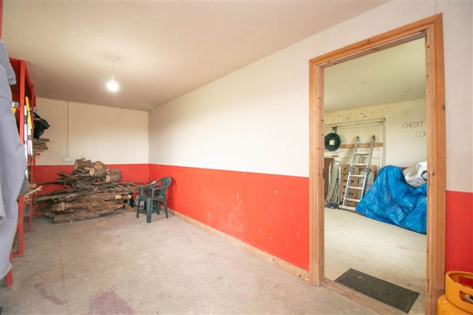 1 Lakeview, Corfeehone, Poles, County Cavan