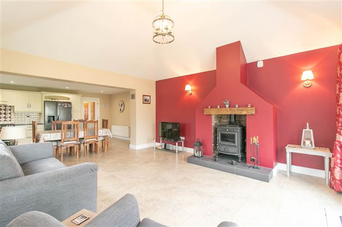 1 Lakeview, Corfeehone, Poles, County Cavan