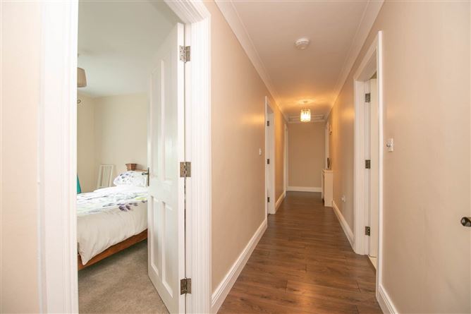 1 Lakeview, Corfeehone, Poles, County Cavan