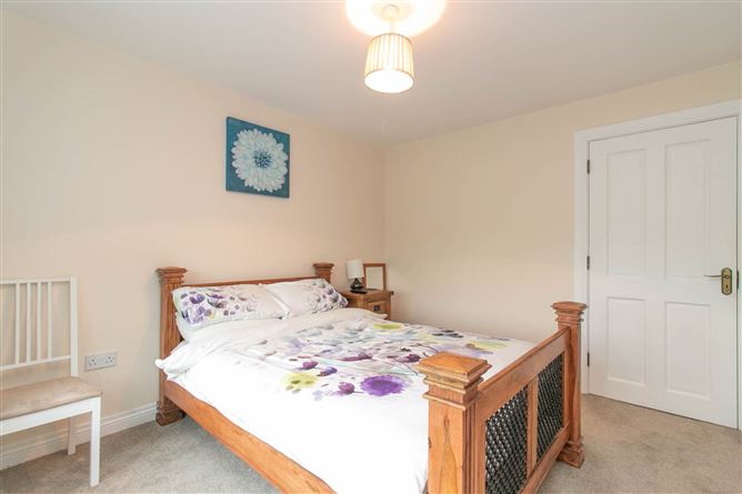 1 Lakeview, Corfeehone, Poles, County Cavan