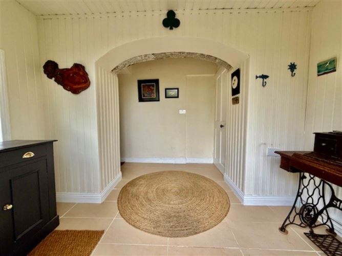 Cahermakerla, Lisdoonvarna, County Clare