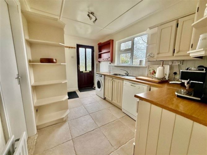 Cahermakerla, Lisdoonvarna, County Clare