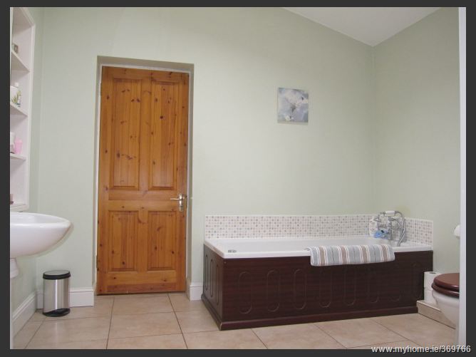 Photo 16 of 25 — clonswords, Ballyboughal, Ballyboughal,  Dublin County