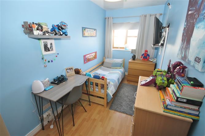 29 Marlfield Close, Kiltipper, Dublin 24