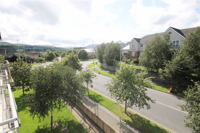 29 Marlfield Close, Kiltipper, Dublin 24