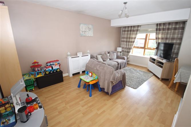29 Marlfield Close, Kiltipper, Dublin 24