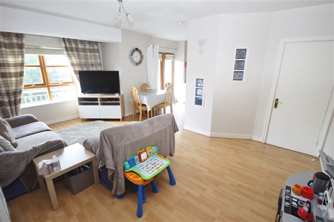 29 Marlfield Close, Kiltipper, Dublin 24
