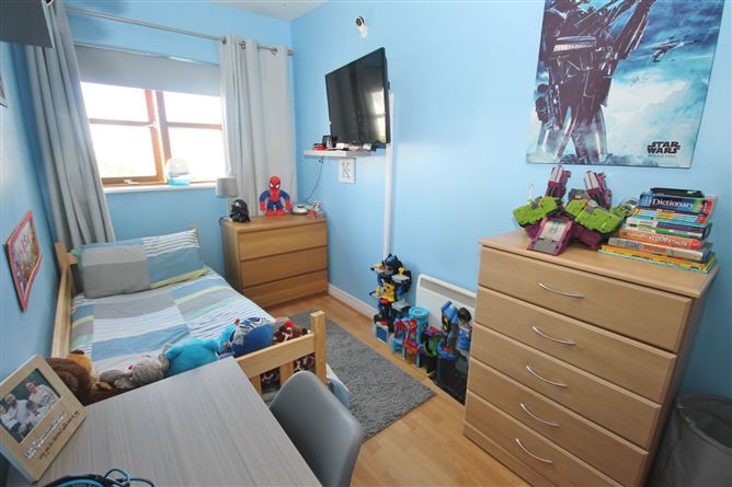 29 Marlfield Close, Kiltipper, Dublin 24