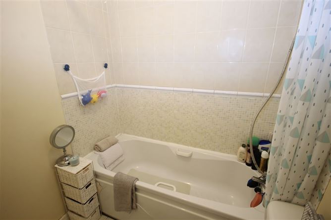 29 Marlfield Close, Kiltipper, Dublin 24
