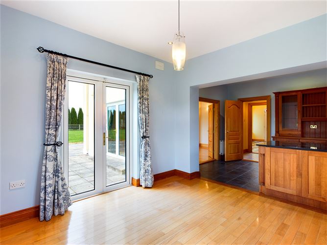 The Kinsella, 10 Glen Carrig, Two-Mile Borris, Thurles, Co. Tipperary