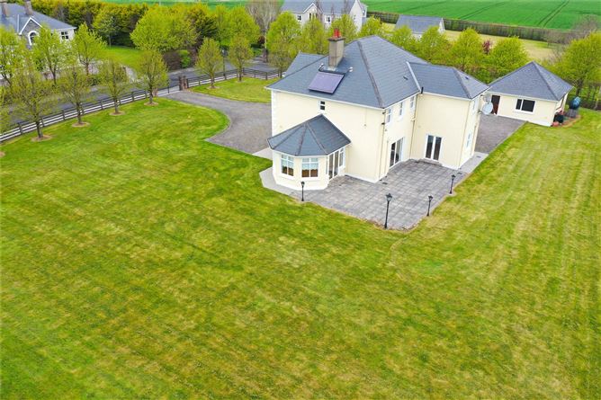 The Kinsella, 10 Glen Carrig, Two-Mile Borris, Thurles, Co. Tipperary