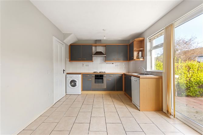 7 Llewellyn Way, Rathfarnham, Dublin 16