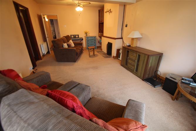 18 Cedarwood Avenue, Waterpark, Carrigaline, Cork