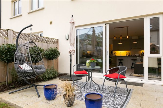 2 Cualanor Avenue, Cualanor, Dun Laoghaire, Co. Dublin