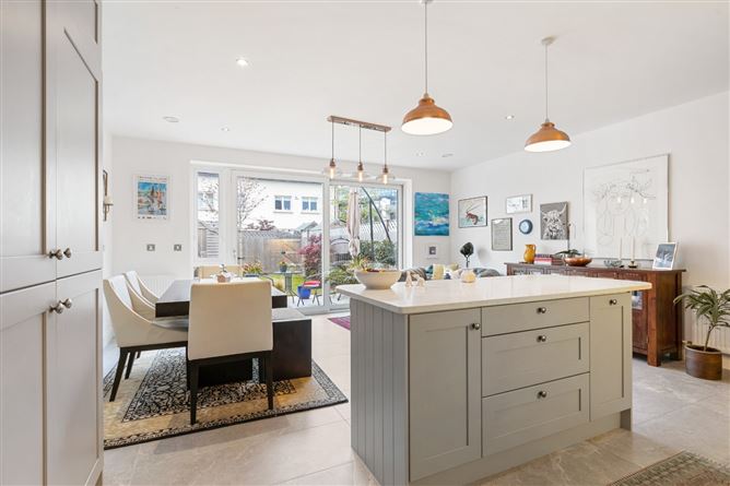 2 Cualanor Avenue, Cualanor, Dun Laoghaire, Co. Dublin