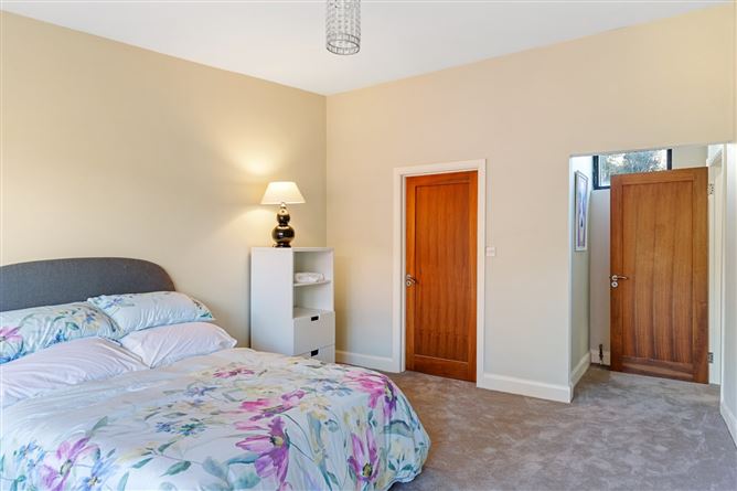 Villamarie, Commons Road, Shankill, Dublin 18
